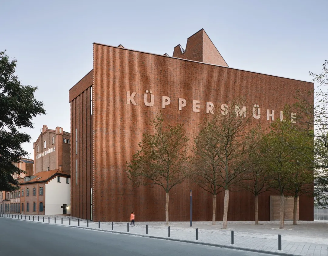 旧作改造，赫尔佐格&德梅隆‘库普斯墨赫美术馆’两个时代的连接