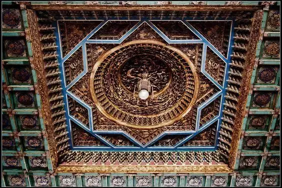 中国古建筑的繁复之美丨藻井