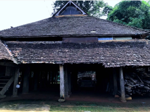 浅析傣族传统建筑民居特点