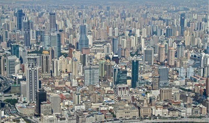如何解决家政、快递小哥一线城市住房问题？上海：供应公租房拆套合租和宿舍型房源