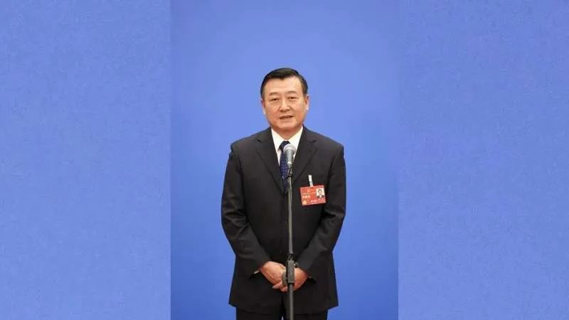 住建部部长倪虹：精准拆弹化解房地产风险