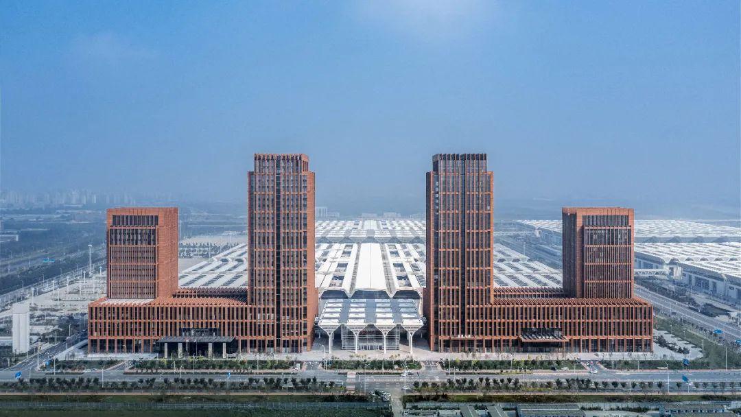 gmp新作：天津国家会展中心配套酒店及办公综合体