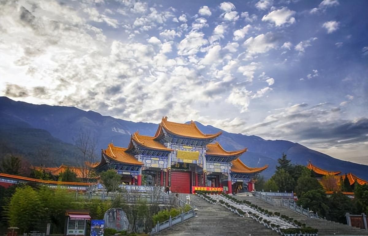 中国佛教寺庙的建筑风格特点