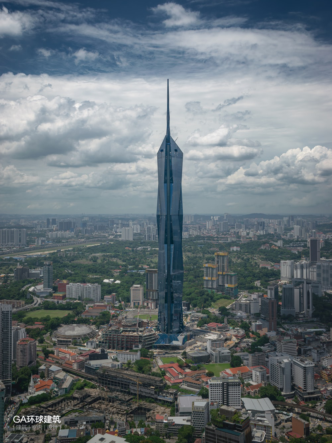 世界第二高楼“虚荣天线”顶端实景照